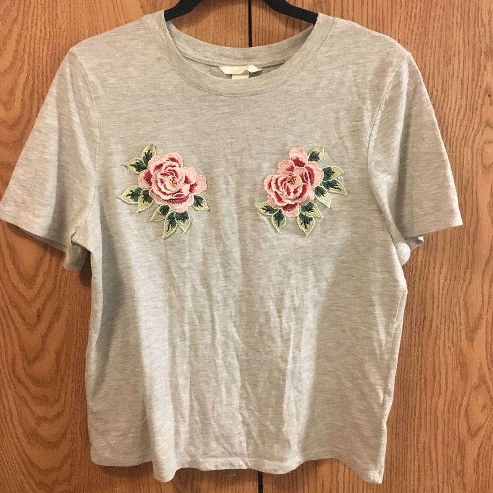 embroidered flower t-shirt